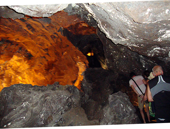 The cave of Cueva de los Verdes