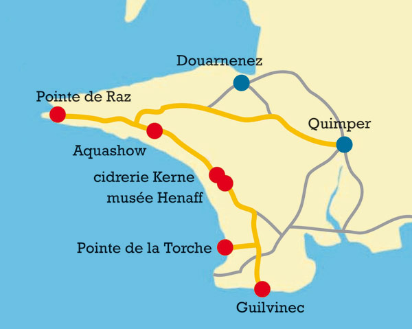 Le Guilvinec is located in front of the Atlantic Ocean