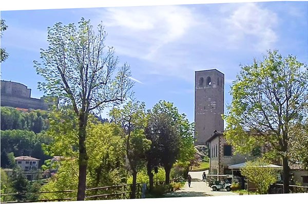 San LEo Torre
